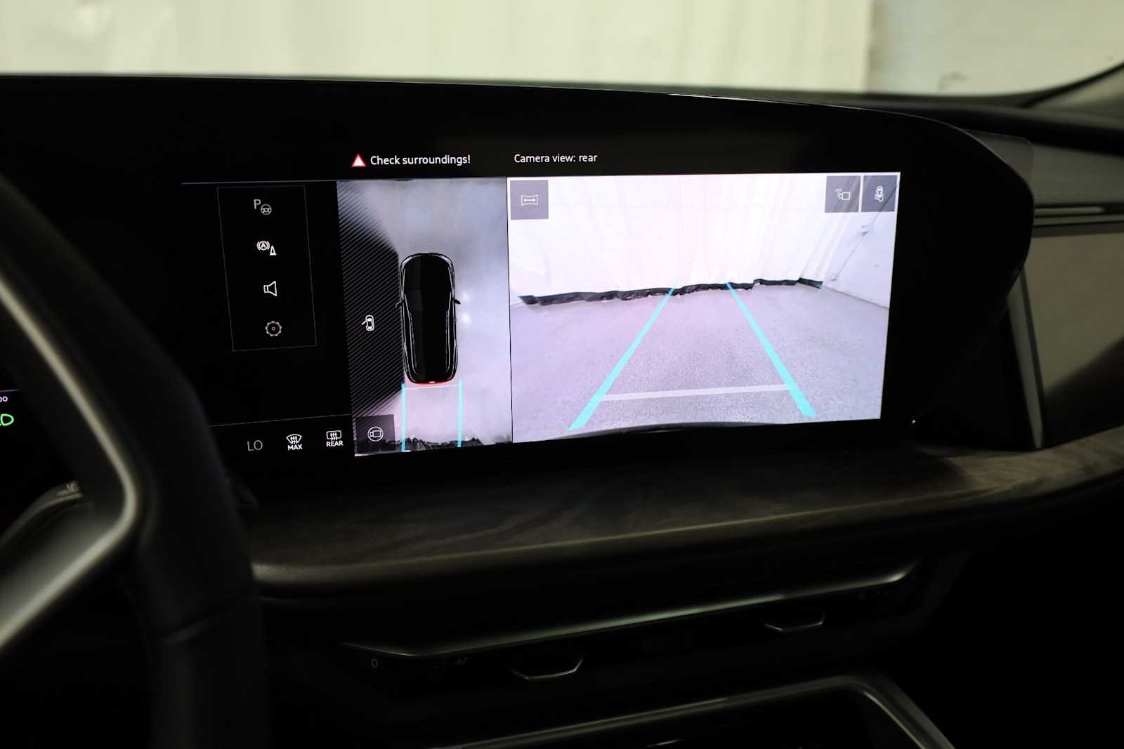 Thumbnail: 2025 Audi Q5 - 33