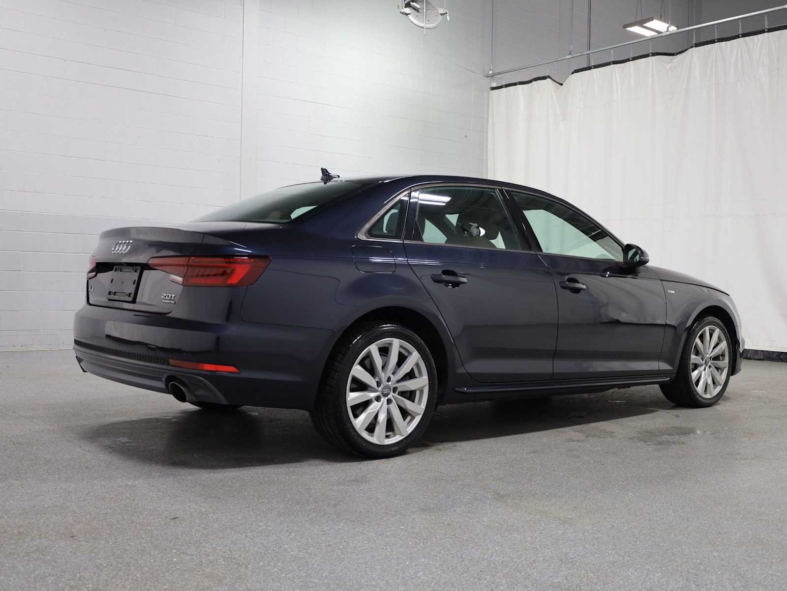 Thumbnail: 2018 Audi A4 - 9