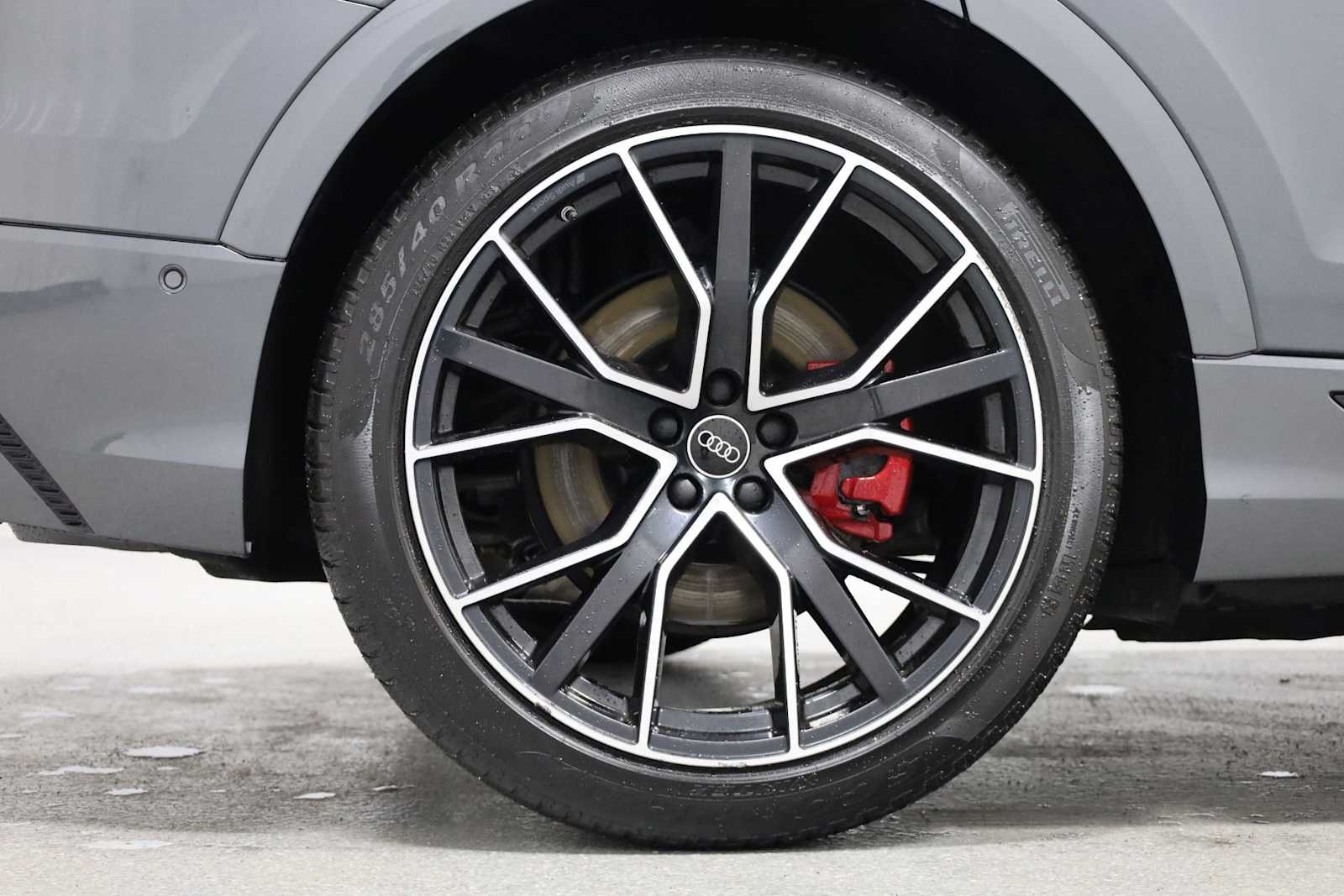 Thumbnail: 2023 Audi SQ8 - 37