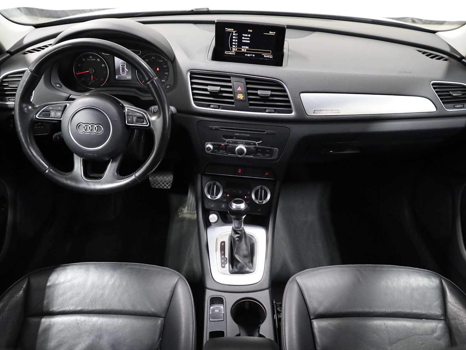 Thumbnail: 2015 Audi Q3 - 24