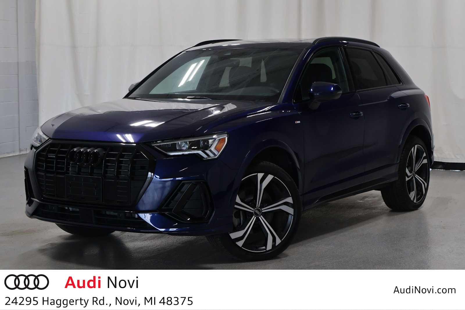 Thumbnail: 2023 Audi Q3 - 1