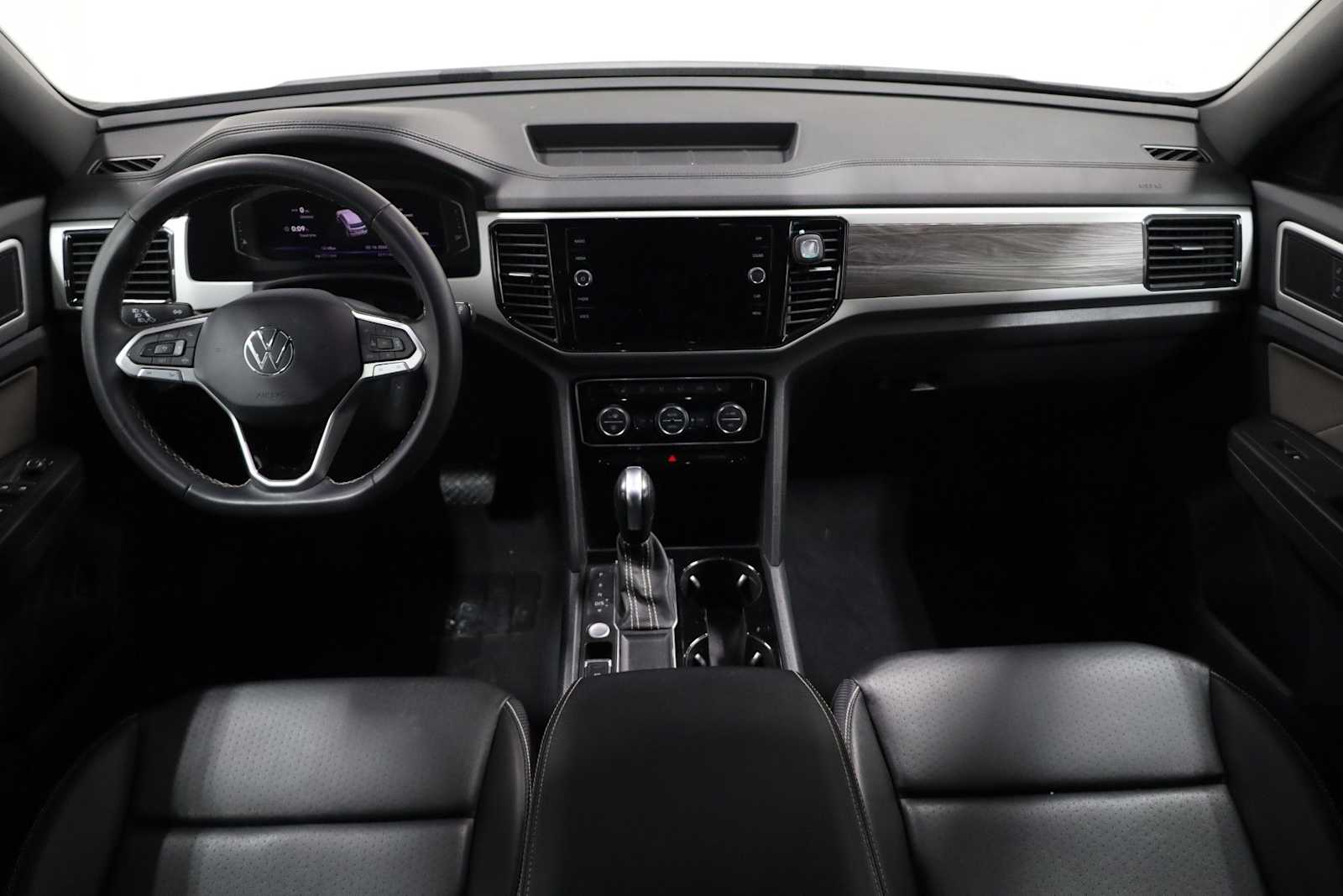 Thumbnail: 2023 Volkswagen Atlas - 23