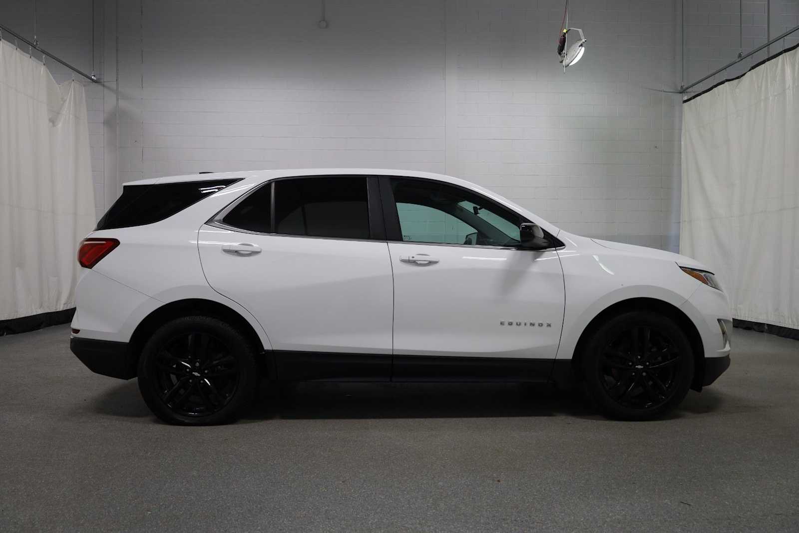 Thumbnail: 2021 Chevrolet Equinox - 10