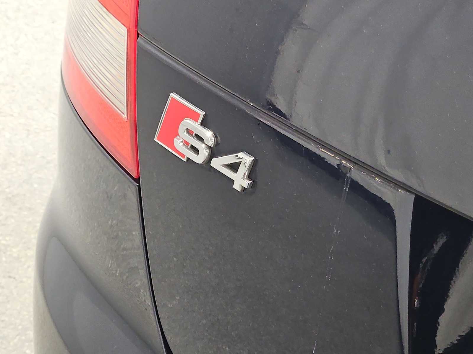 Thumbnail: 2006 Audi S4 - 8