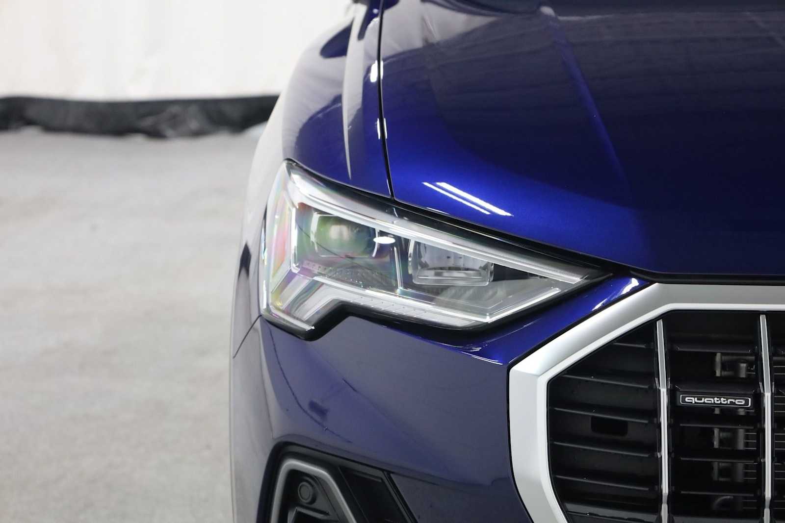 Thumbnail: 2025 Audi Q3 - 15