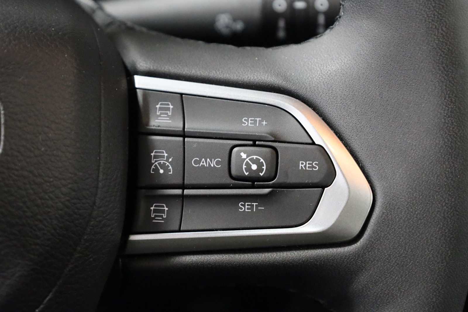 Thumbnail: 2023 Jeep Compass - 26