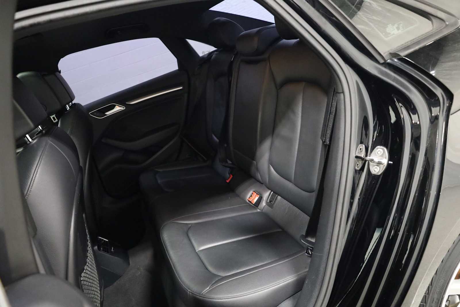 Thumbnail: 2016 Audi A3 - 33