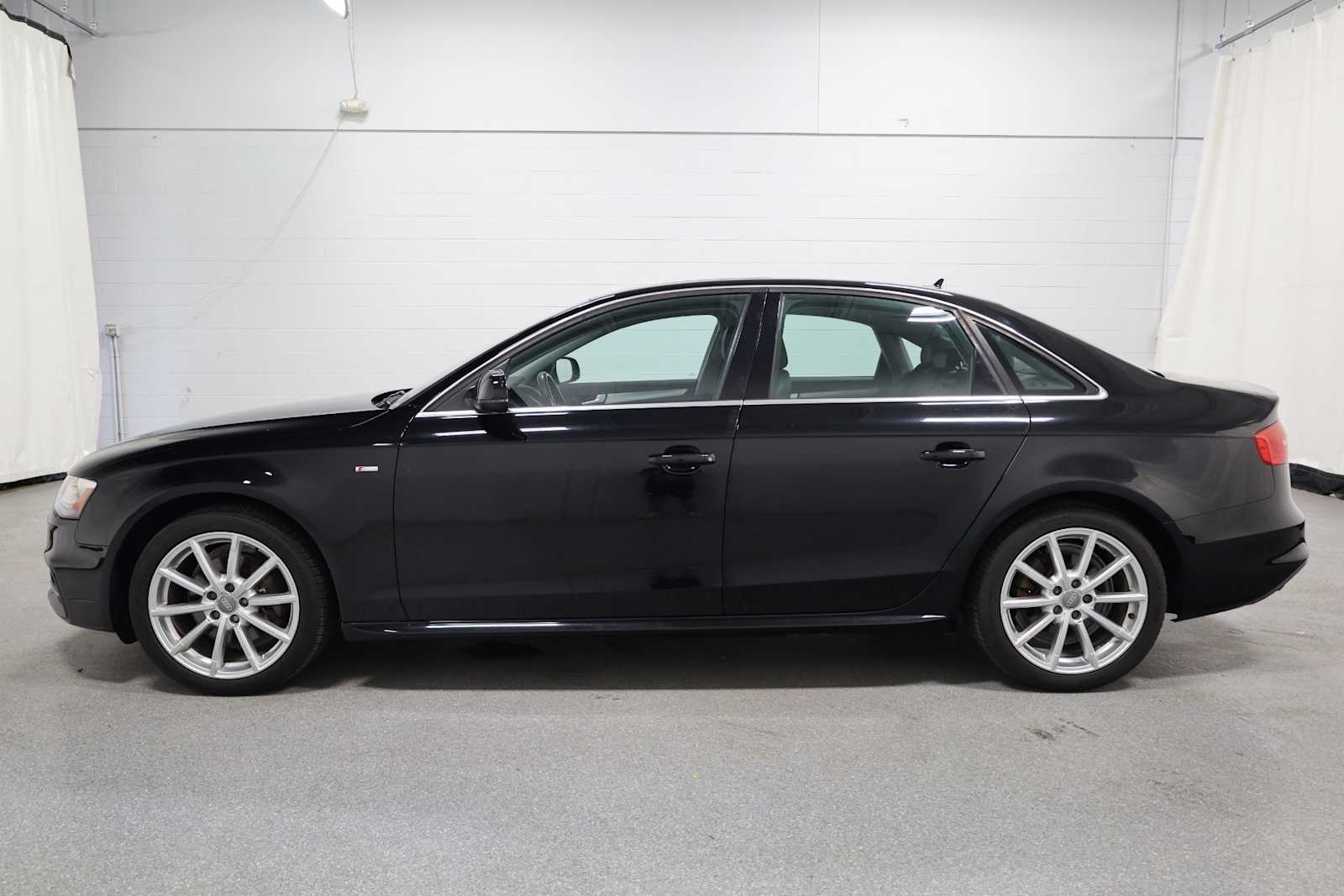 2016 Audi A4 2.0T Premium photo 2