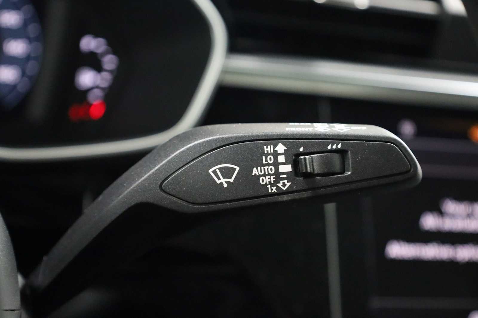 Thumbnail: 2025 Audi Q3 - 27