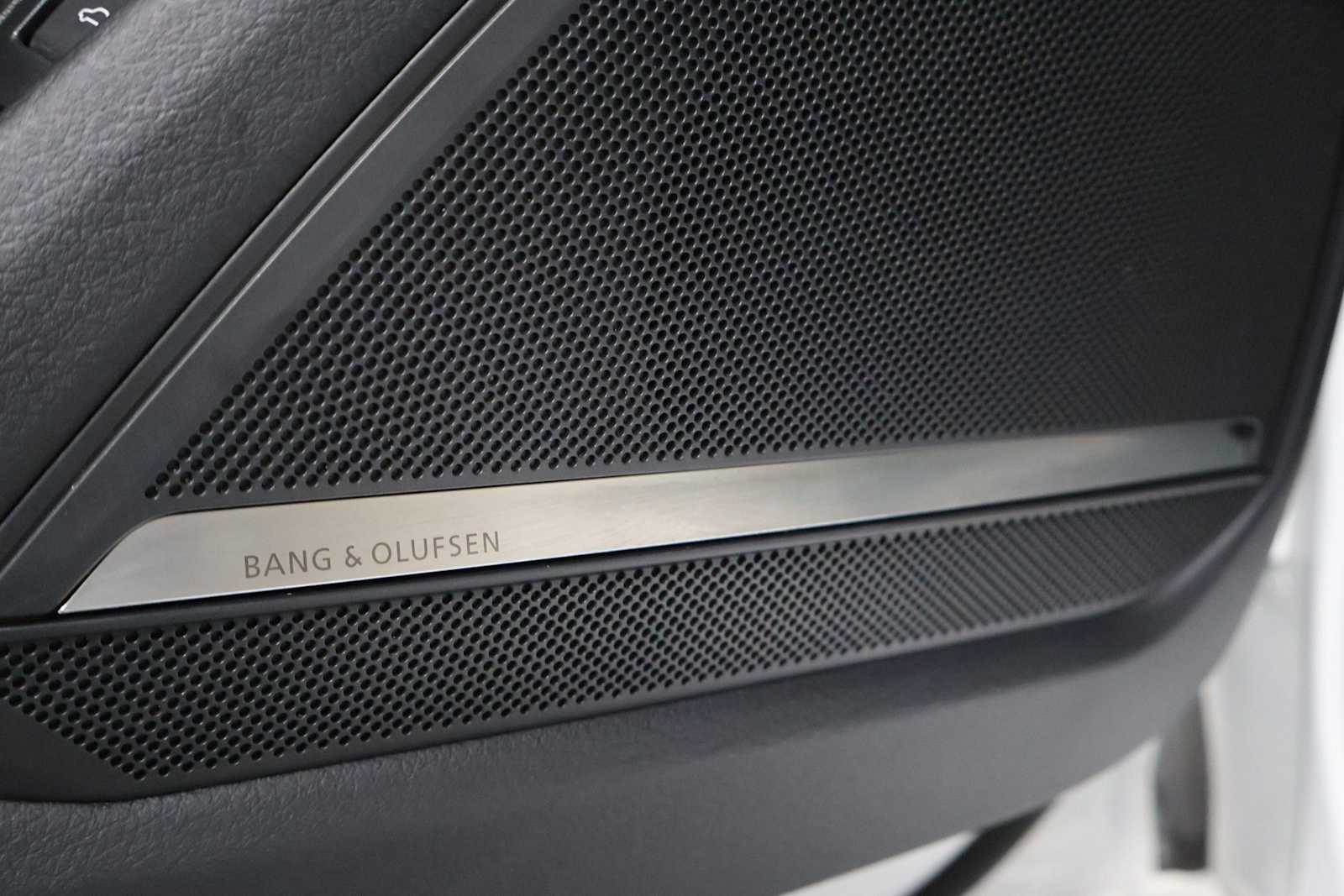 Thumbnail: 2024 Audi A6 - 16