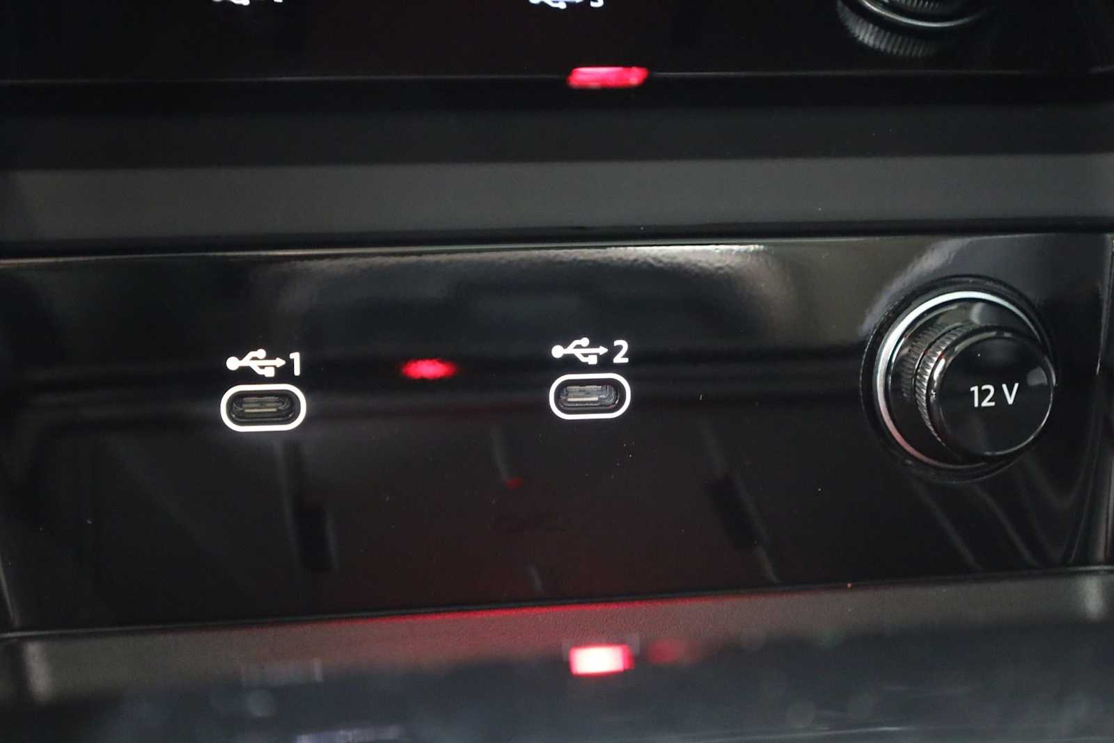 Thumbnail: 2025 Audi Q5 - 33