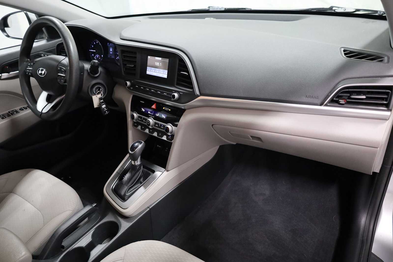 Thumbnail: 2020 Hyundai Elantra - 6