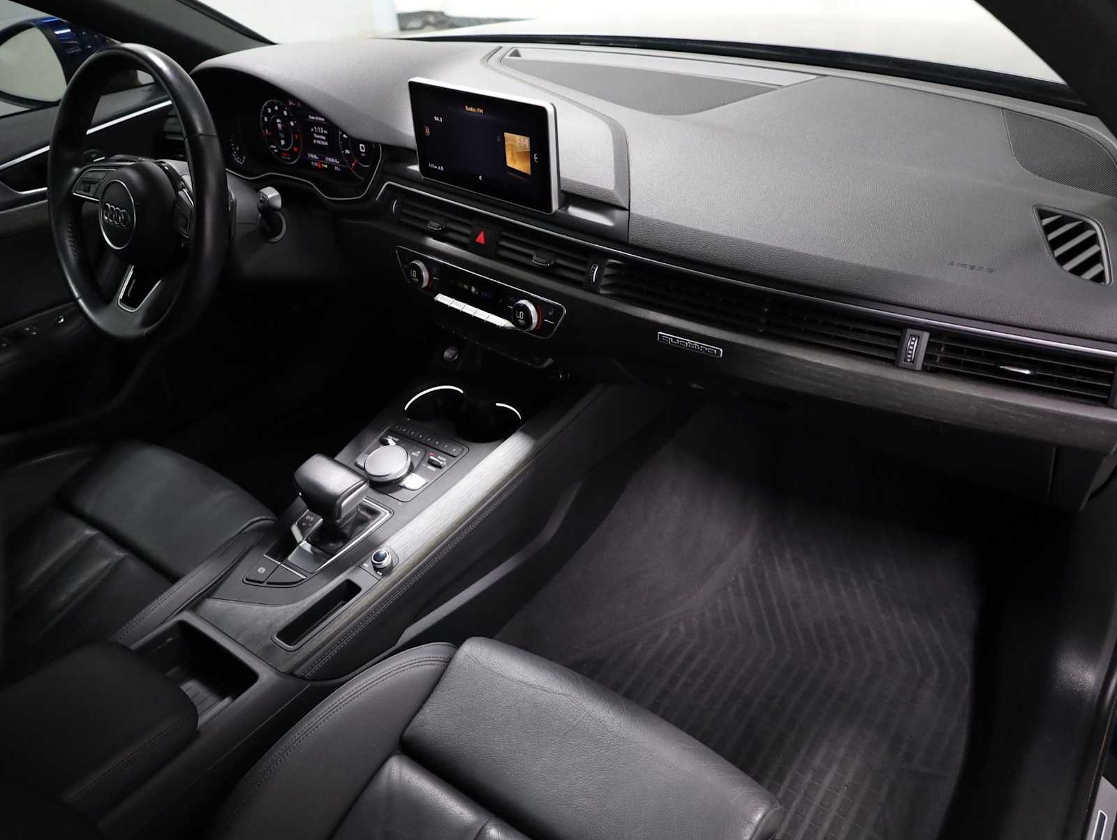 Thumbnail: 2019 Audi A4 - 6