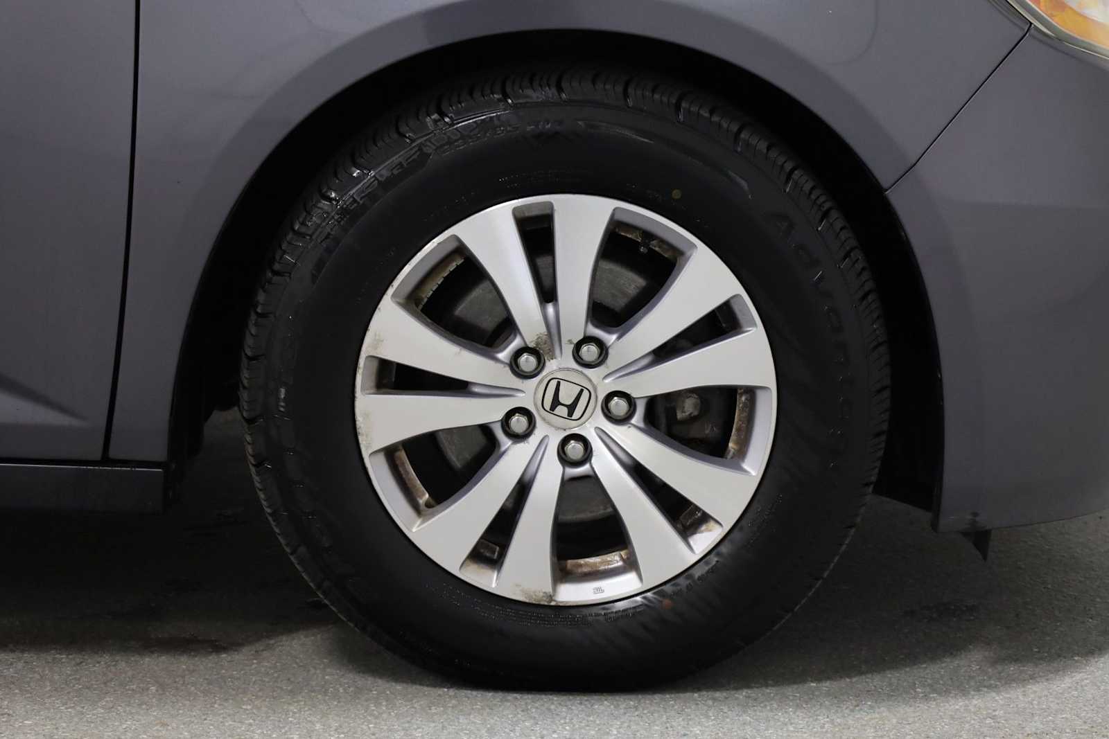 Thumbnail: 2015 Honda Odyssey - 12