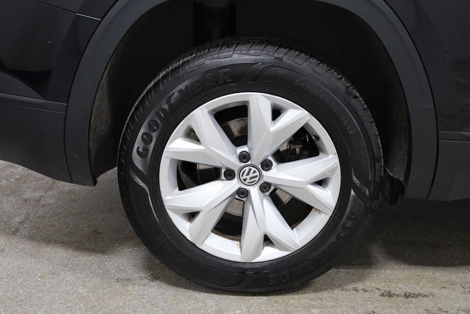 Thumbnail: 2019 Volkswagen Atlas - 33