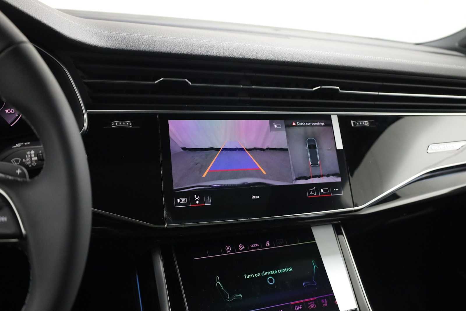 Thumbnail: 2026 Audi Q7 - 32