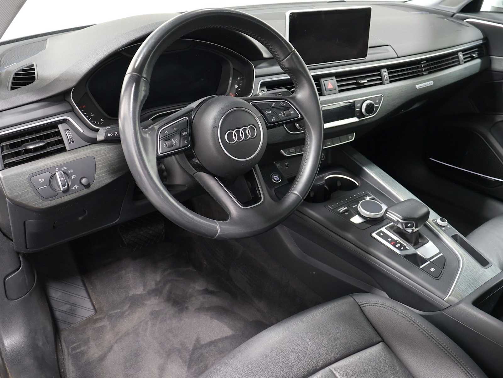 Thumbnail: 2018 Audi A4 - 4