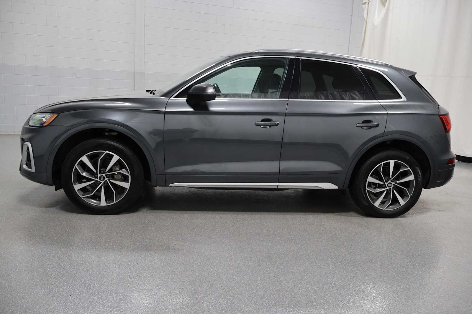 Thumbnail: 2023 Audi Q5 - 2