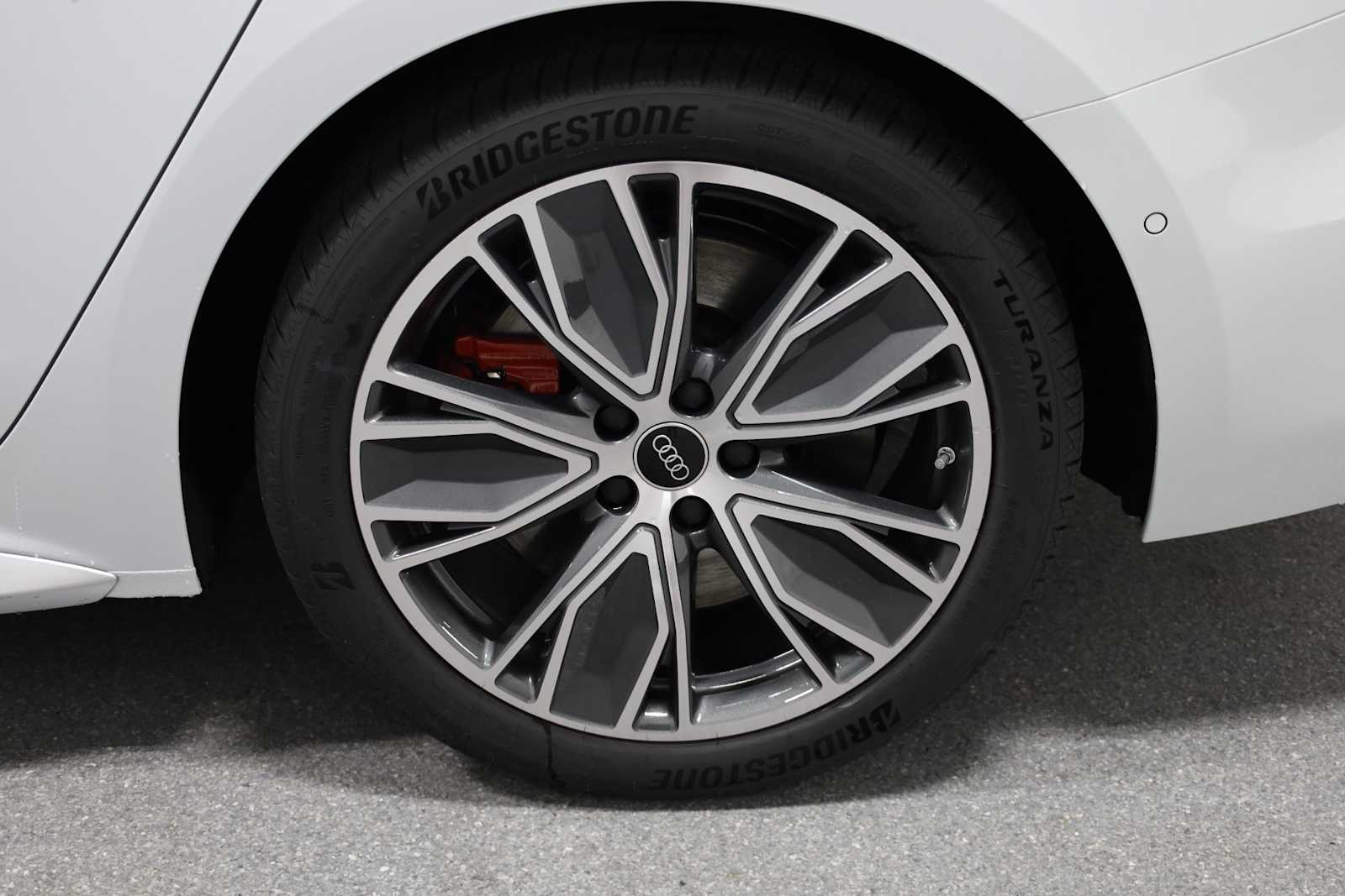 Thumbnail: 2025 Audi S5 - 35