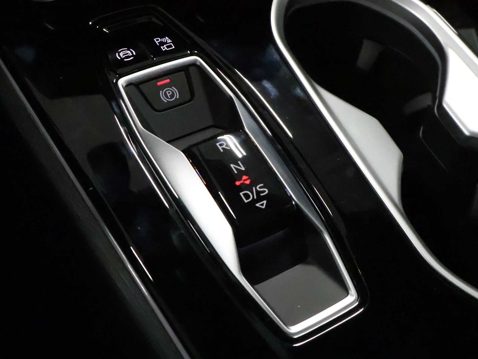 Thumbnail: 2026 Audi A6 - 26