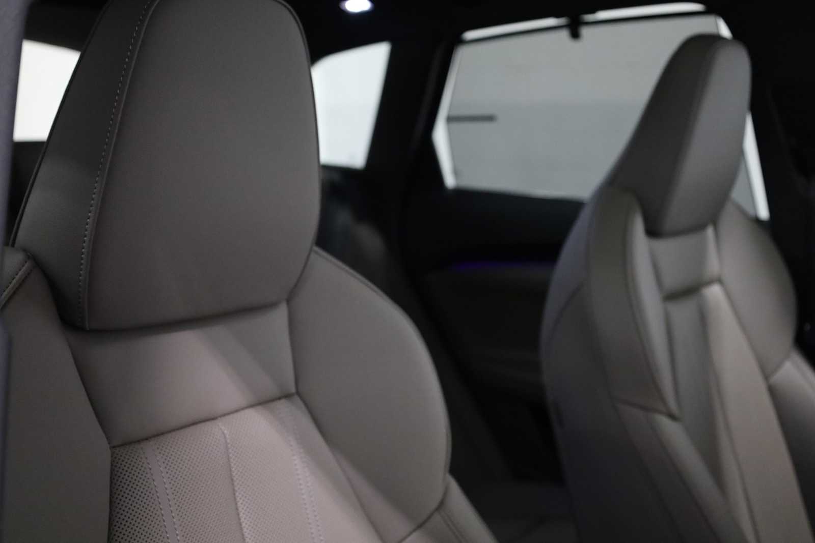 Thumbnail: 2025 Audi Q5 - 21