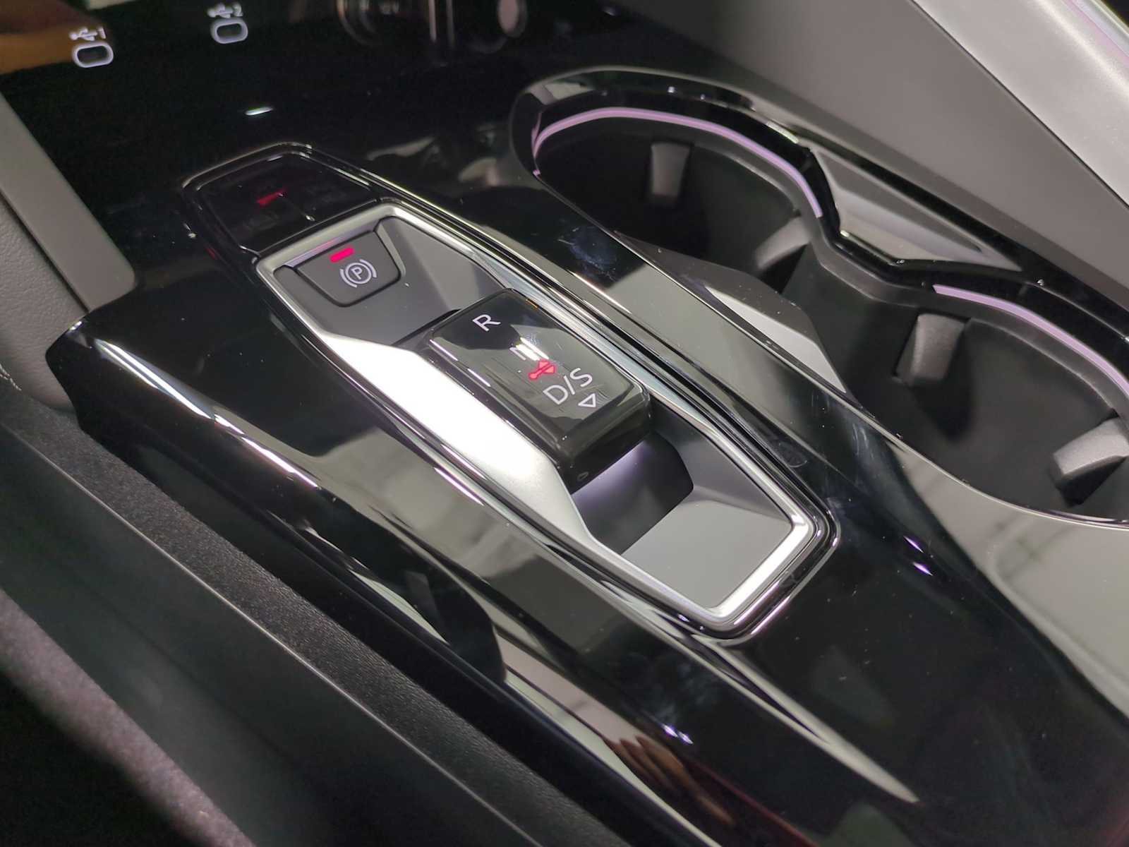 Thumbnail: 2025 Audi Q5 - 27