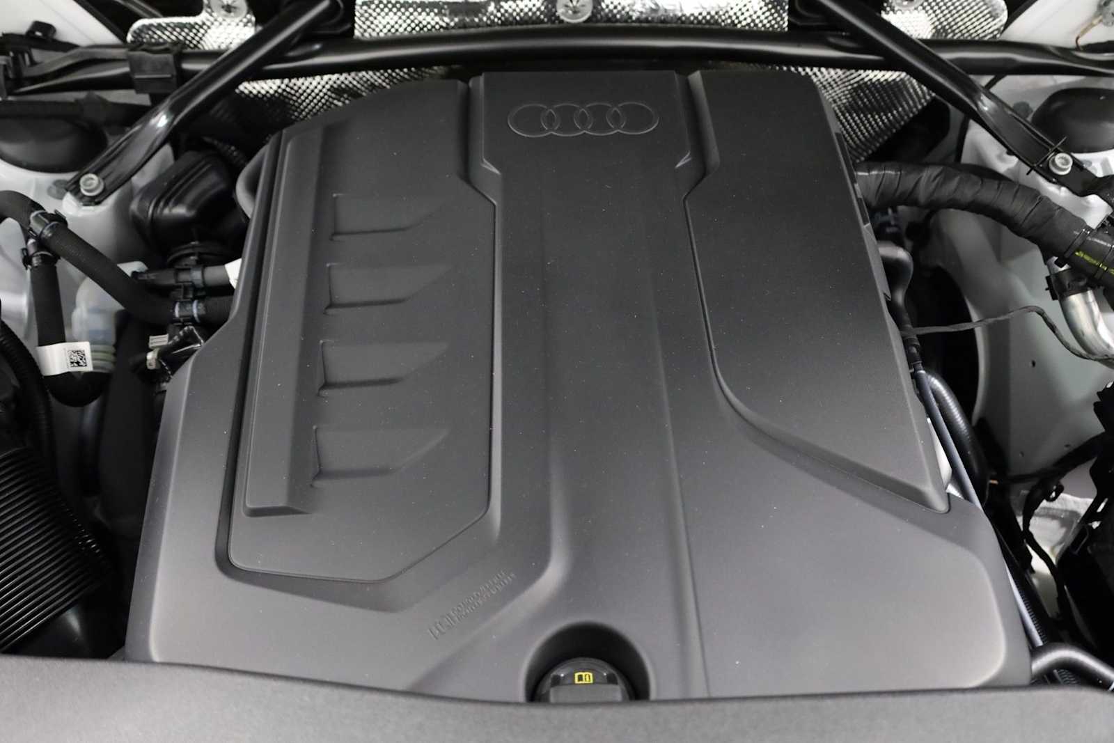 Thumbnail: 2025 Audi Q5 - 37