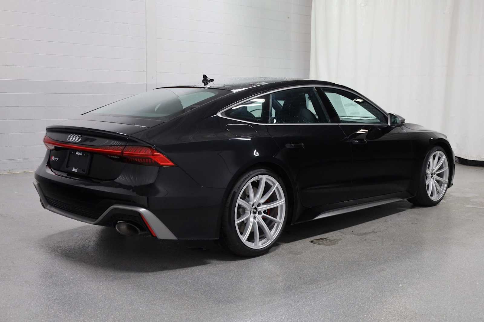 Thumbnail: 2026 Audi RS 7 - 9