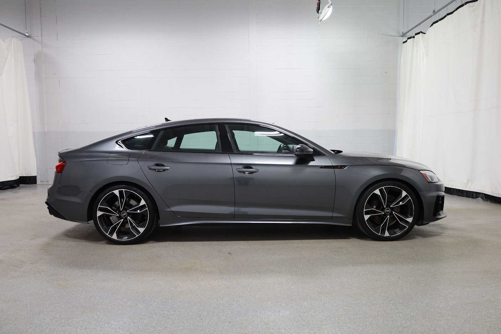 Thumbnail: 2023 Audi S5 - 10