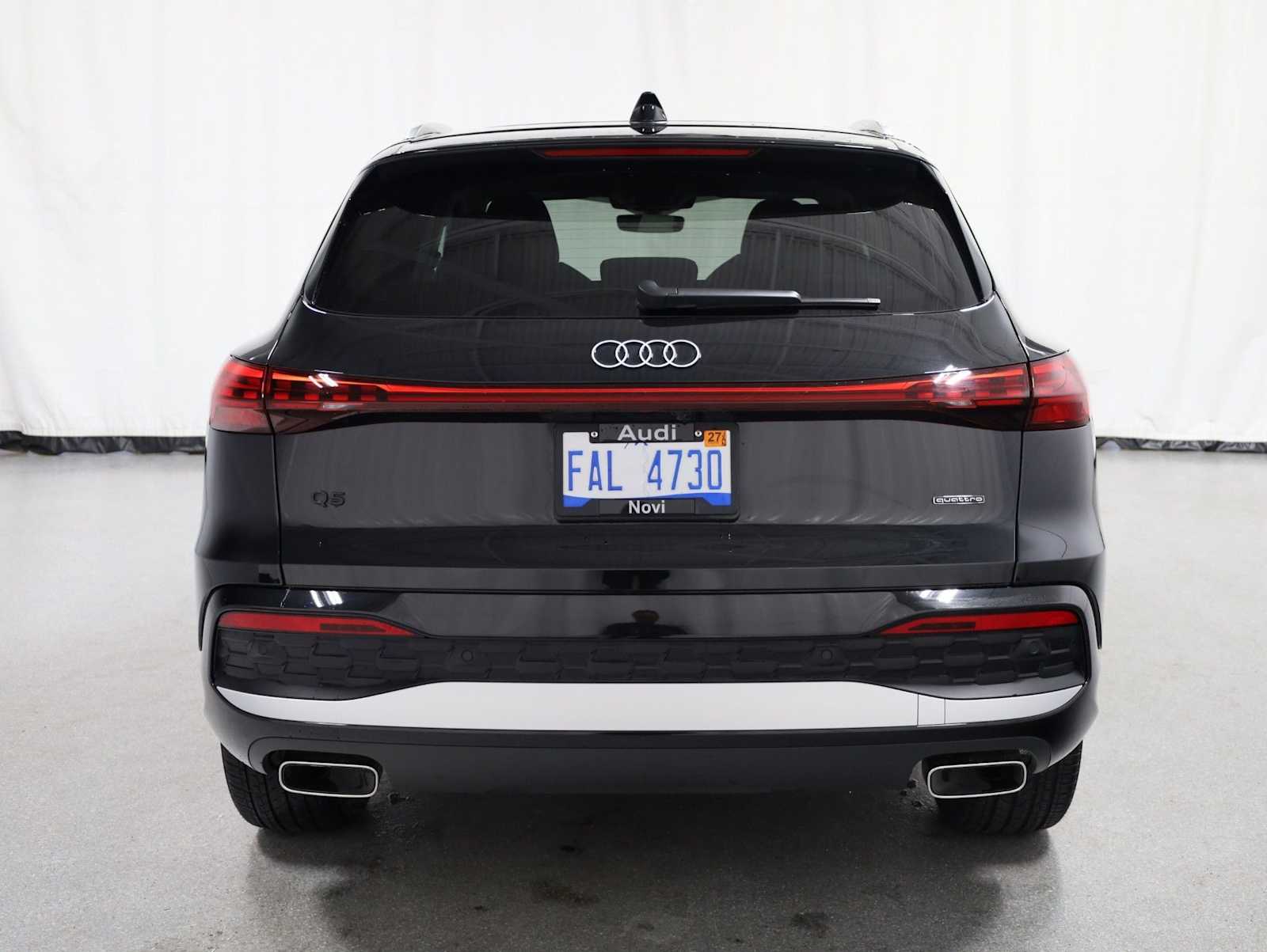 Thumbnail: 2025 Audi Q5 - 7