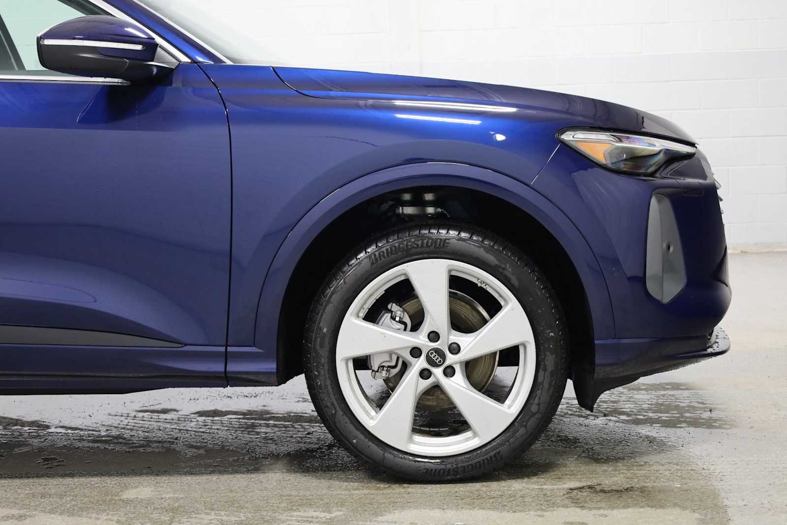 Thumbnail: 2025 Audi Q5 - 11