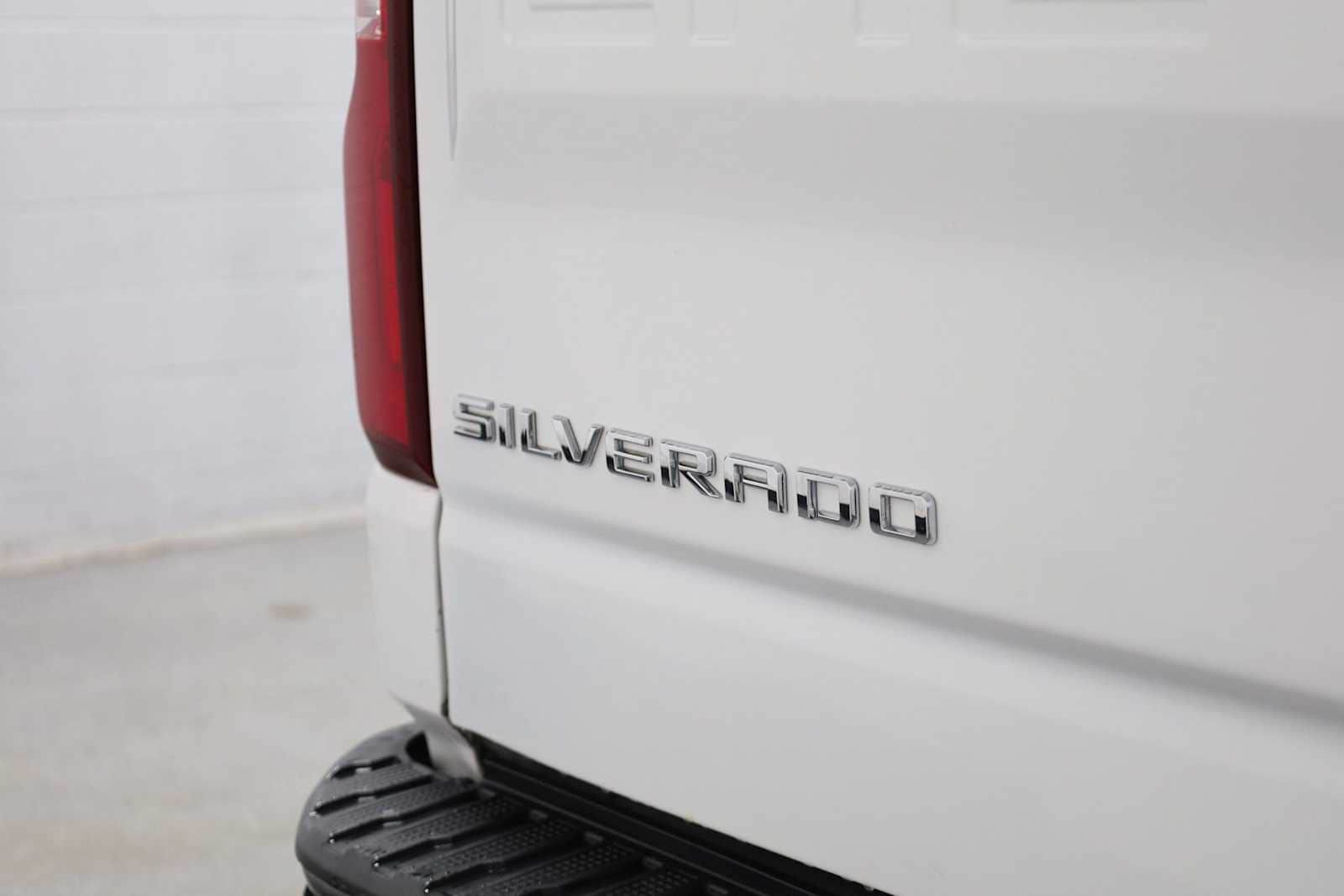 Thumbnail: 2019 Chevrolet Silverado 1500 - 8