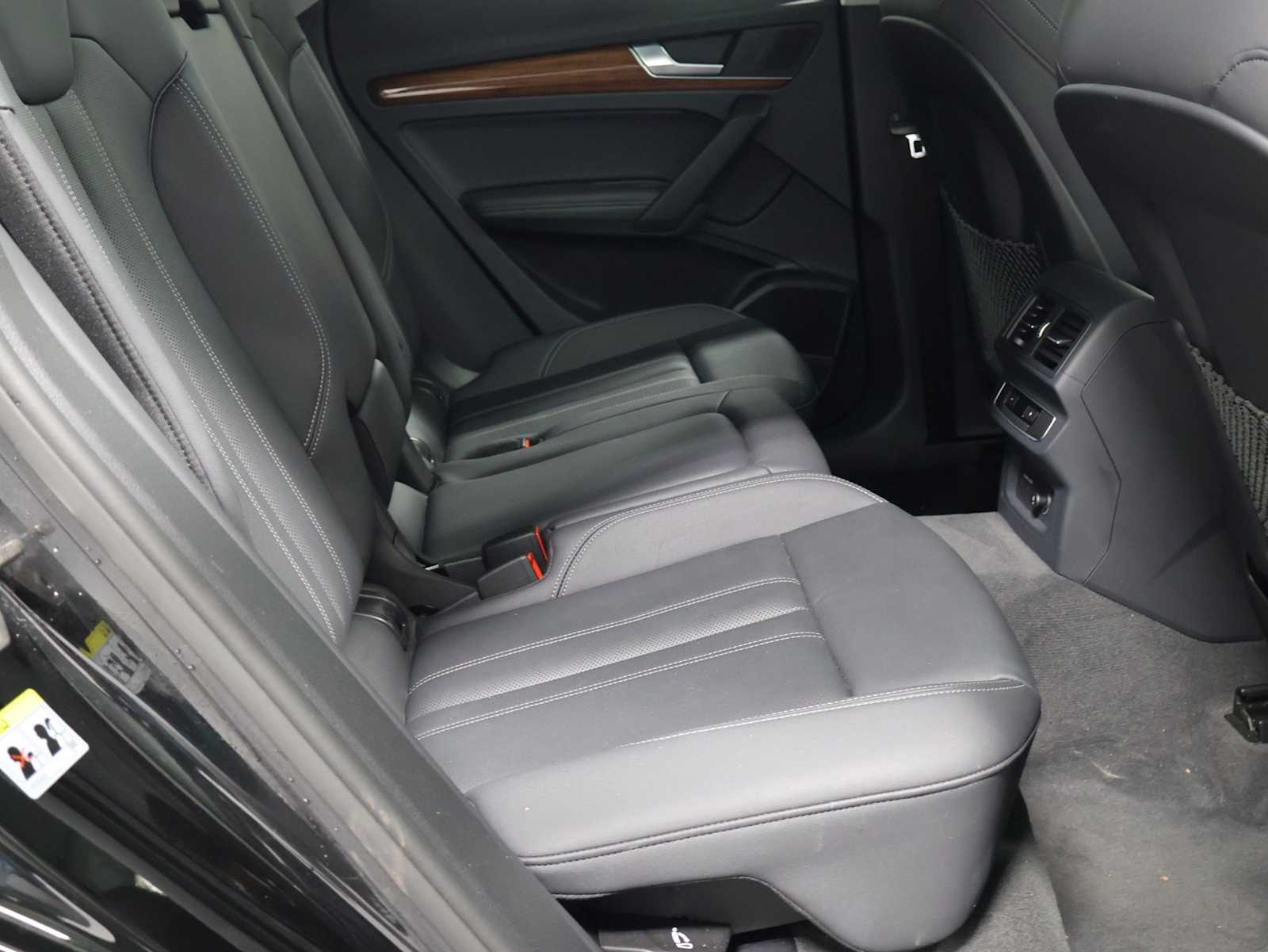 Thumbnail: 2023 Audi Q5 - 35