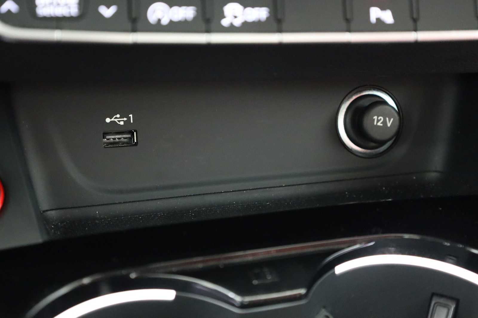 Thumbnail: 2023 Audi S5 - 33