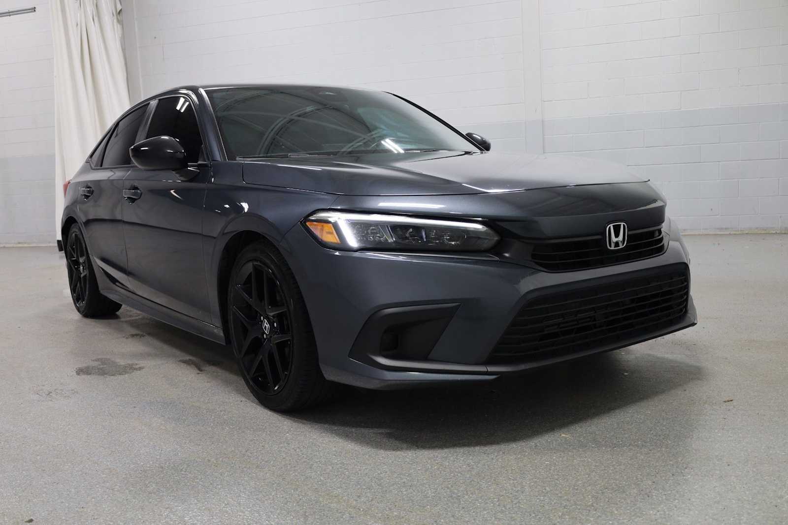 Thumbnail: 2024 Honda Civic - 13