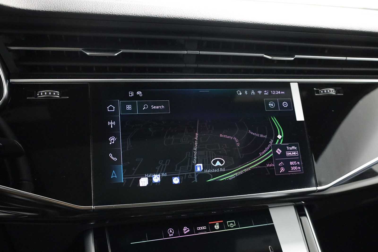 Thumbnail: 2026 Audi Q8 - 31