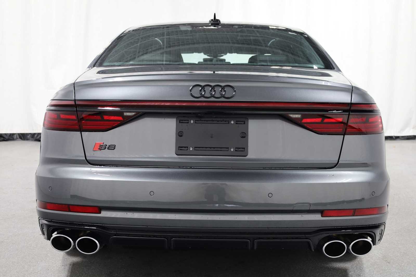 Thumbnail: 2025 Audi S8 - 7