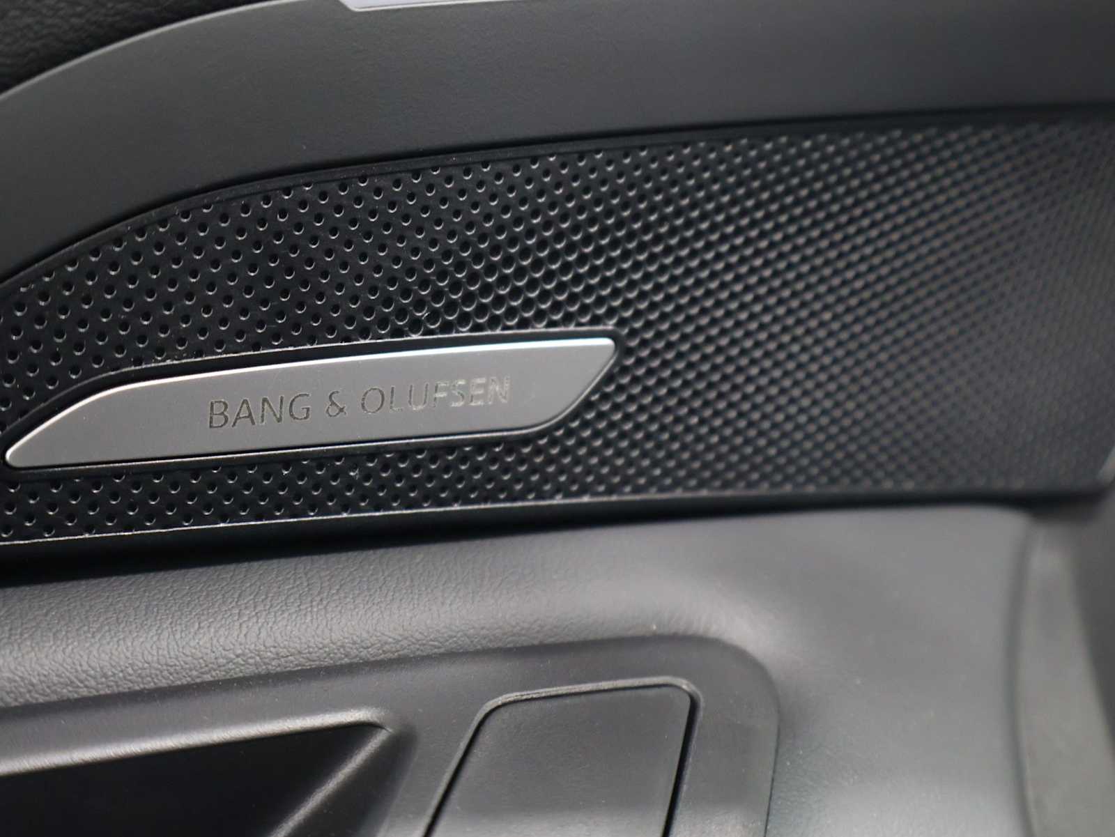 Thumbnail: 2026 Audi Q5 - 17