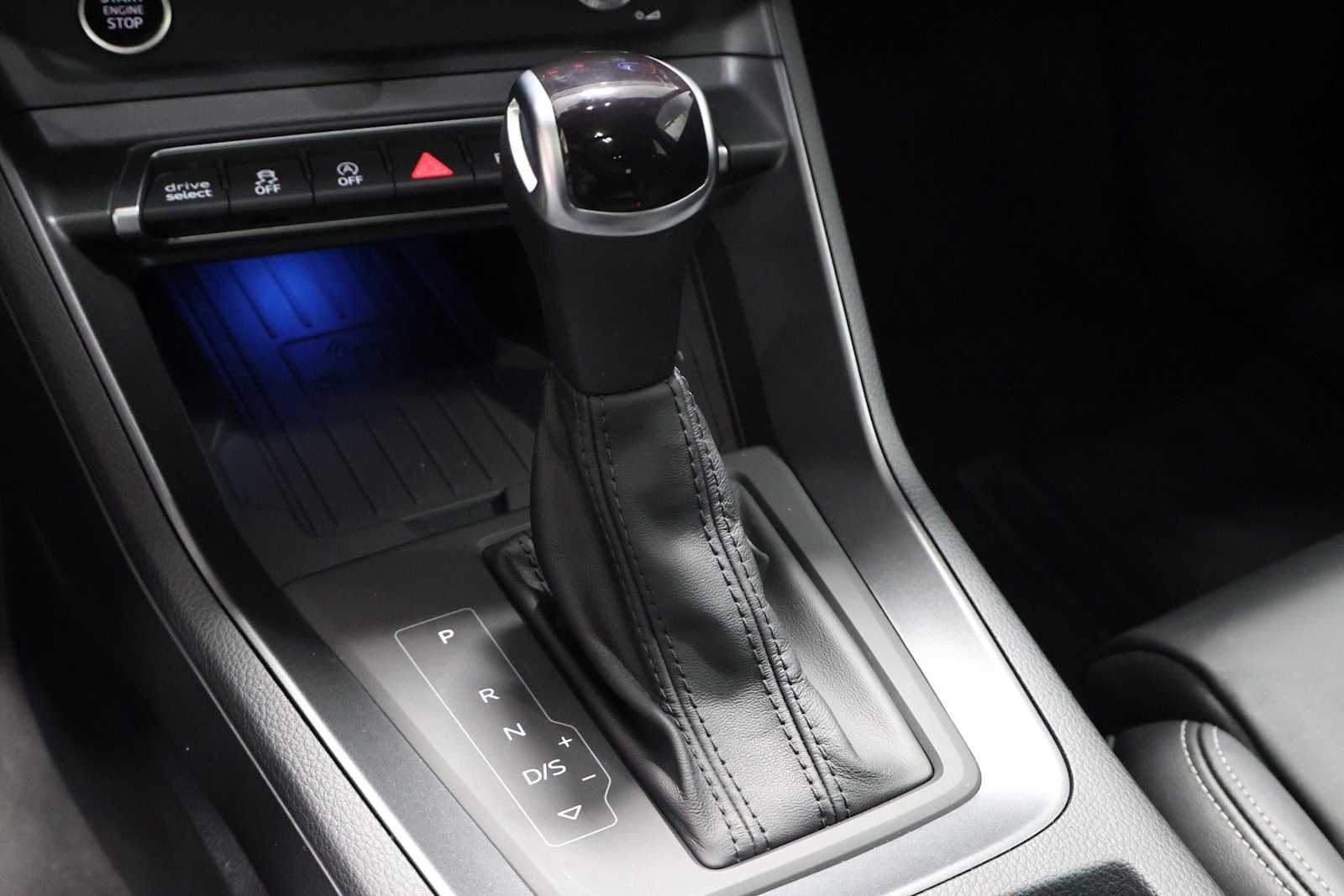 Thumbnail: 2023 Audi Q3 - 24