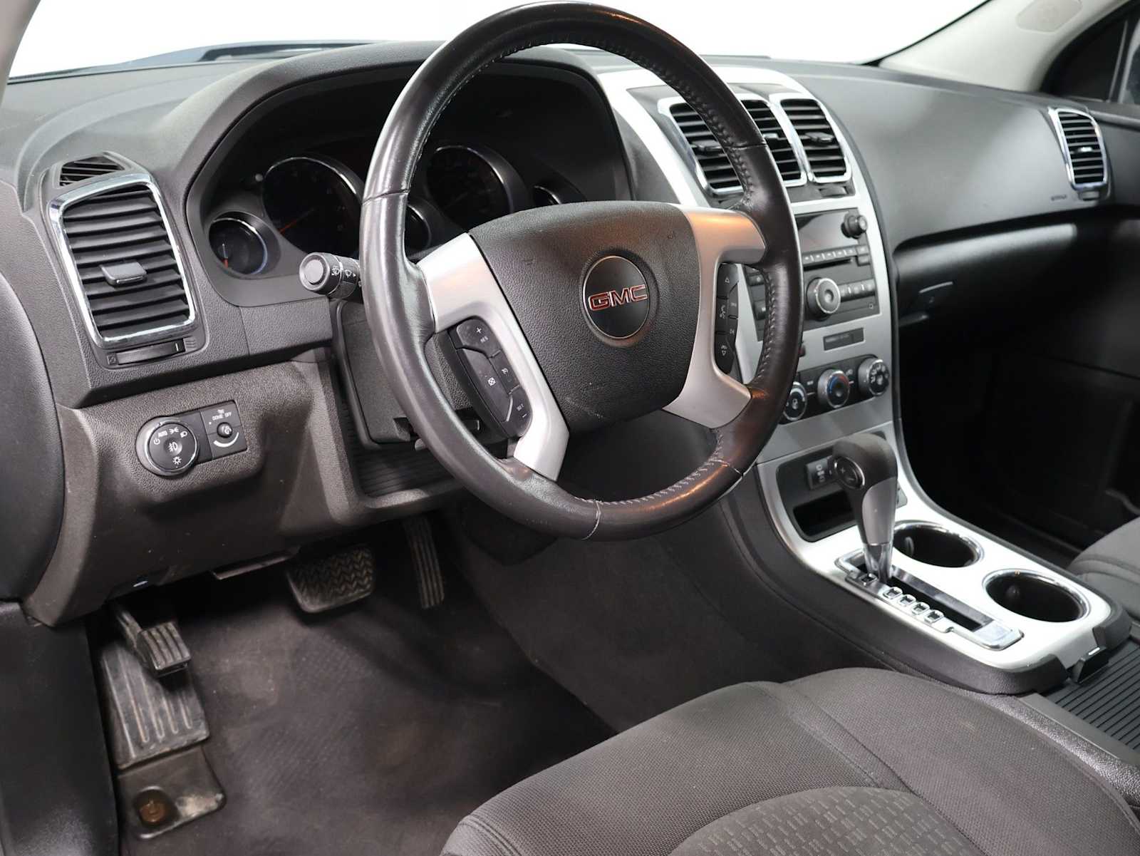 Thumbnail: 2012 GMC Acadia - 4