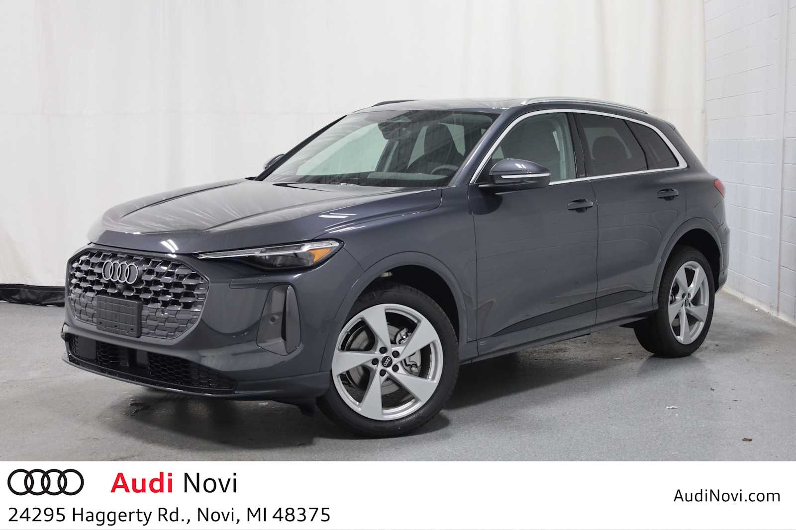 Thumbnail: 2025 Audi Q5 - 1