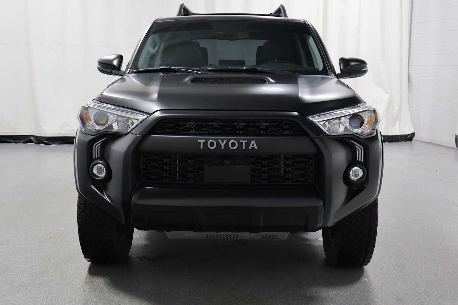 Thumbnail: 2023 Toyota 4Runner - 14