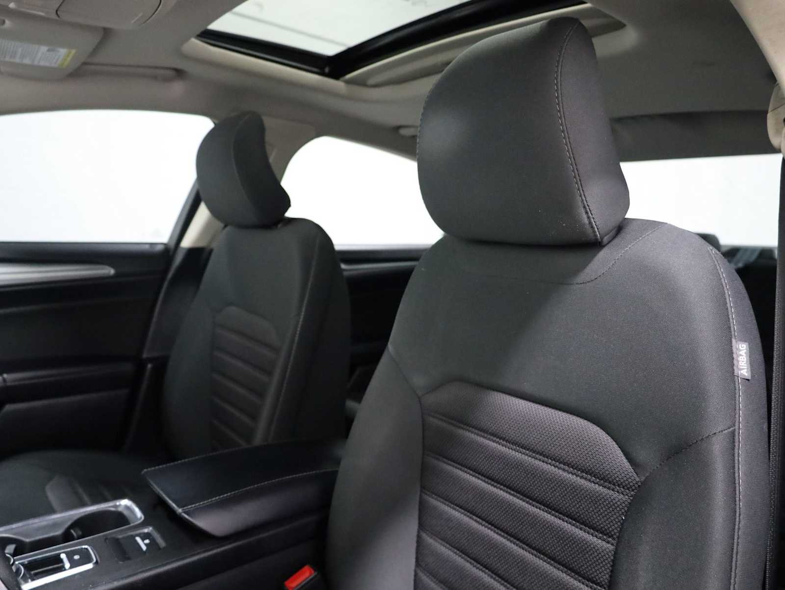 Thumbnail: 2019 Ford Fusion - 18