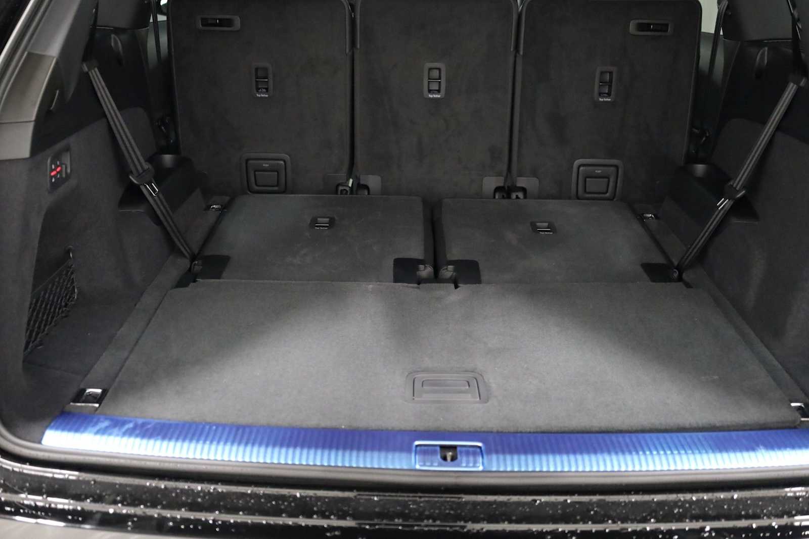 Thumbnail: 2026 Audi Q7 - 39