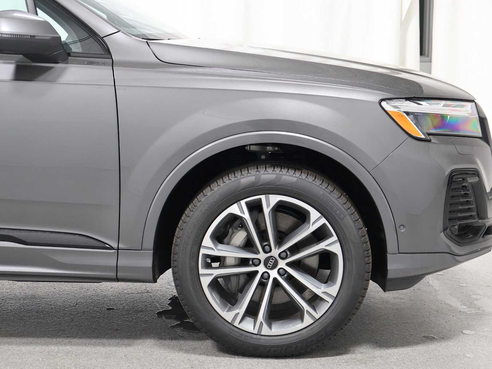 Thumbnail: 2026 Audi Q7 - 10