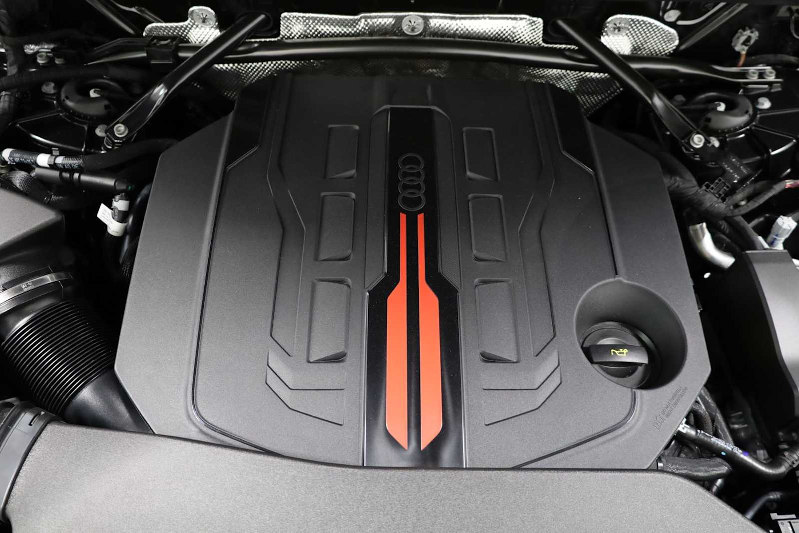 Thumbnail: 2025 Audi SQ5 - 40