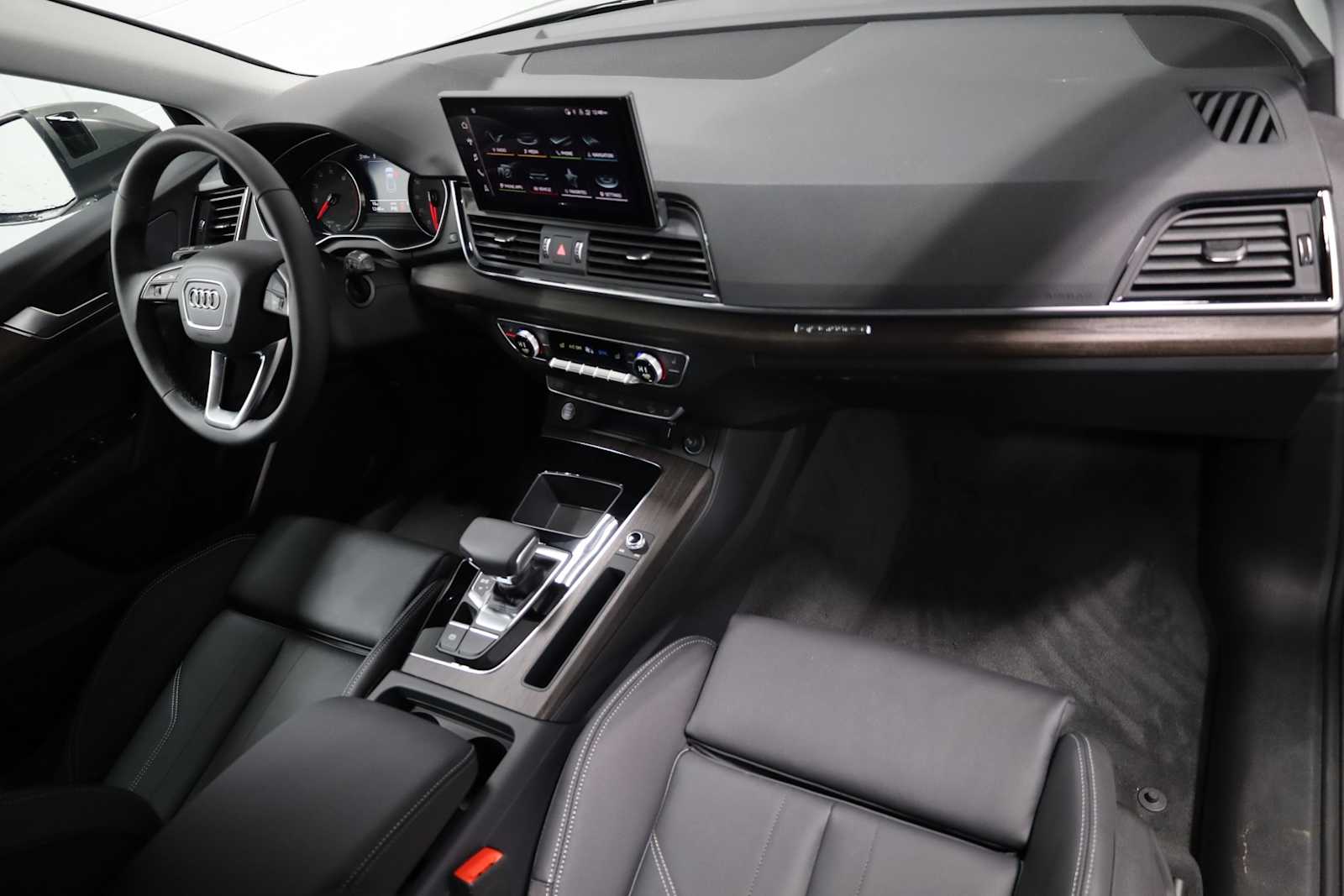 2024 Audi Q5 e Premium 3