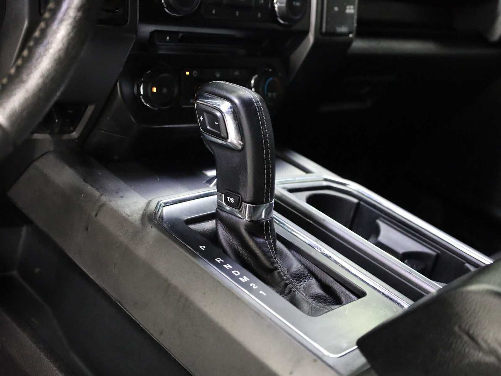 Thumbnail: 2015 Ford F-150 - 28