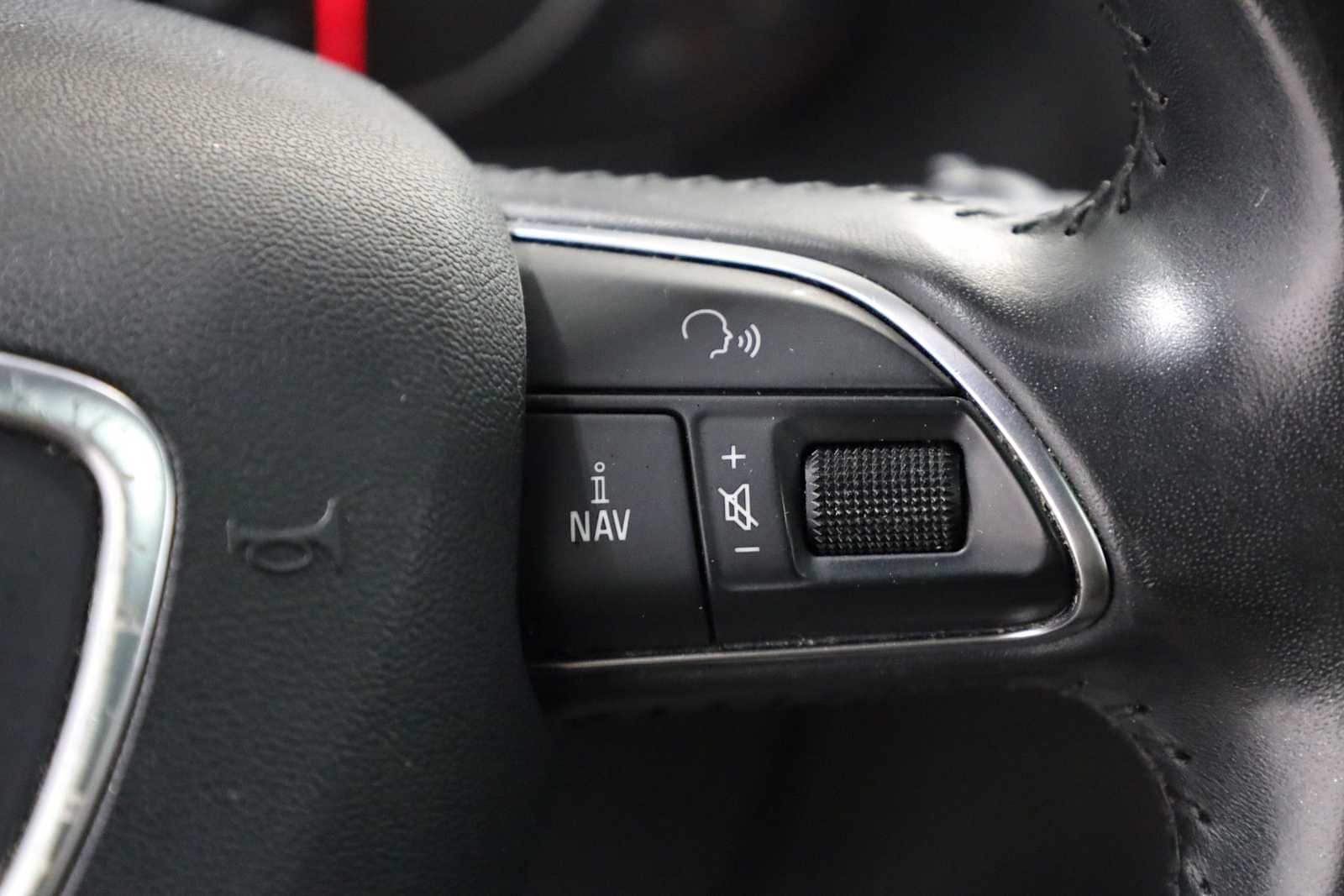 Thumbnail: 2014 Audi Q5 - 26