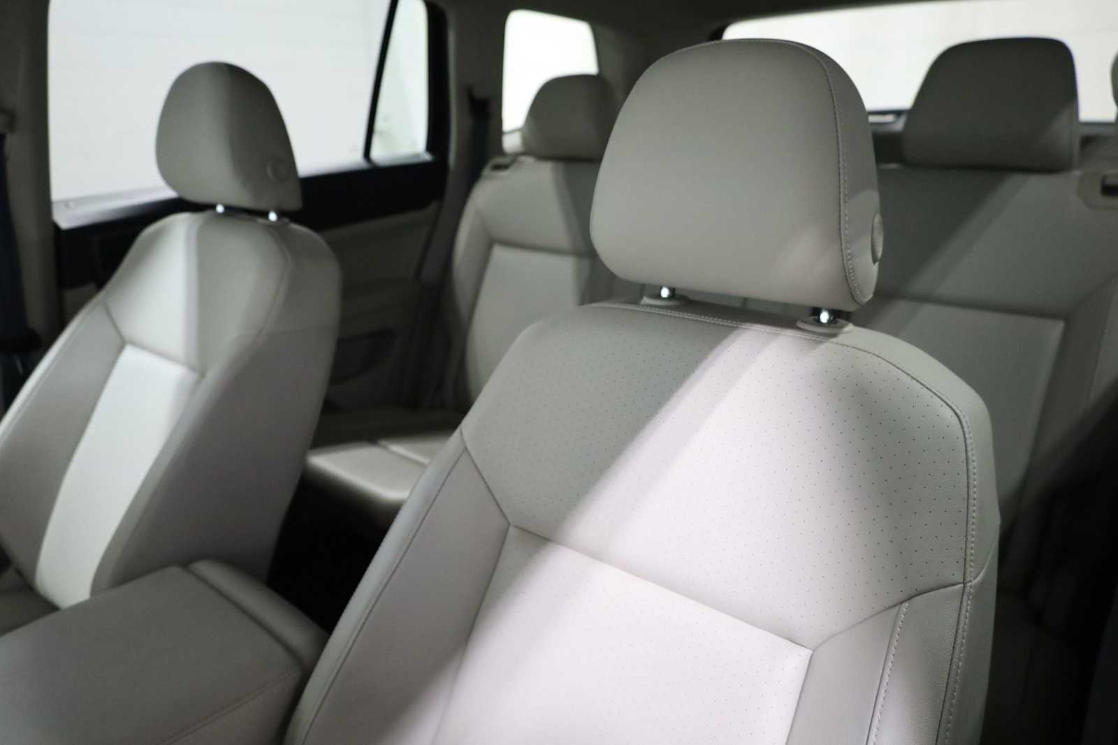 Thumbnail: 2019 Volkswagen Atlas - 18